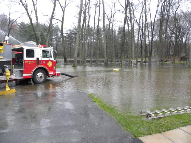 Flooding condition on Succabone rd April 2010